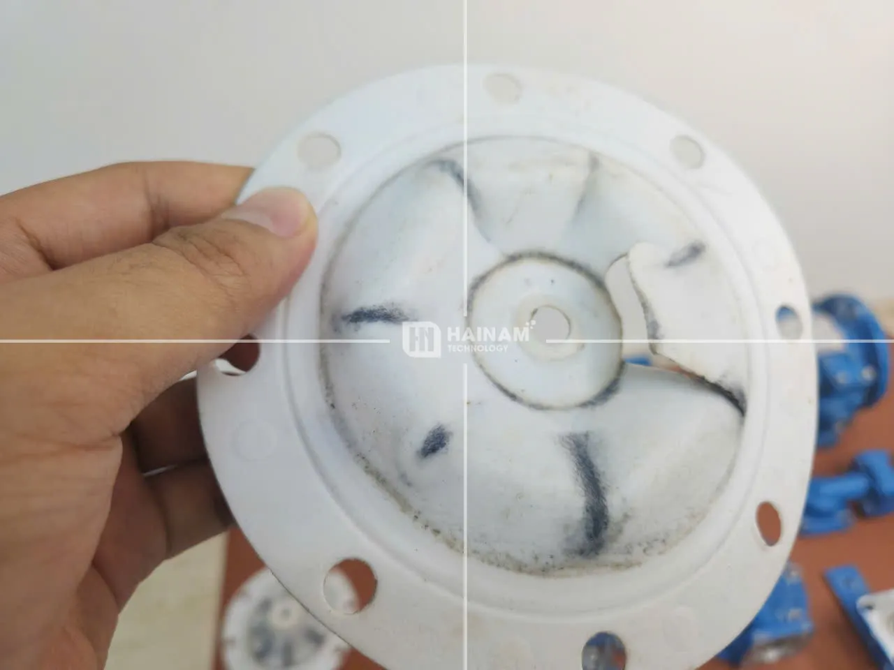 dấu hiệu thay phụ tùng bơm màng husky